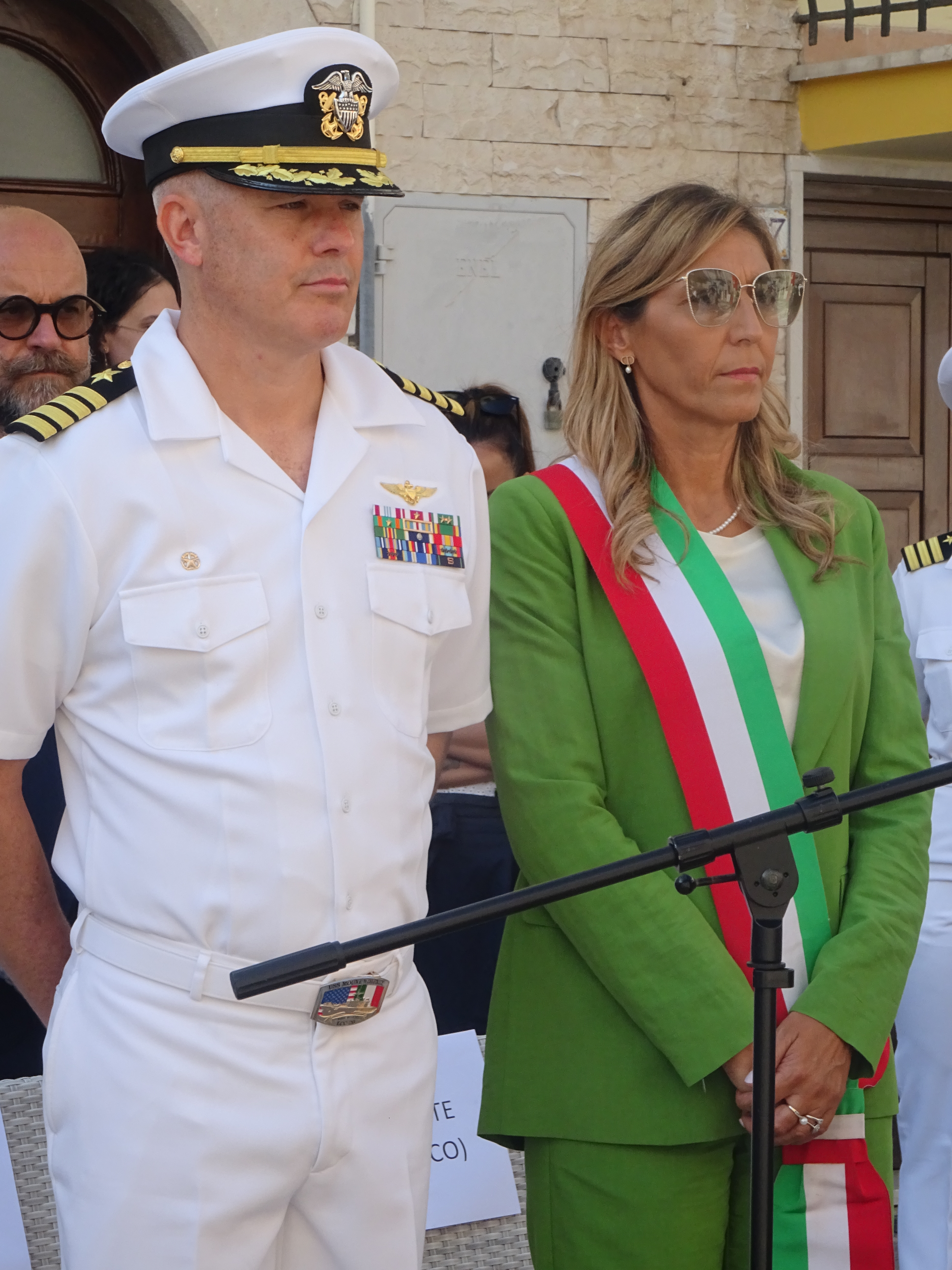 GAETA/AMERICANI E ITALIANI COMMEMORANO IL CAPPELLANO  TEN. VINCENT CAPODANNO DI ORIGINE GAETANA